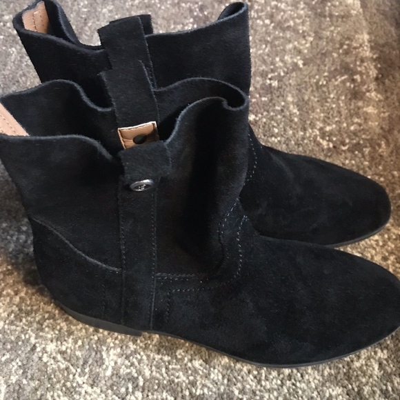 FRYE & CO Sarah Pull On Bootie Boot Black Suede - Picture 3 of 3
